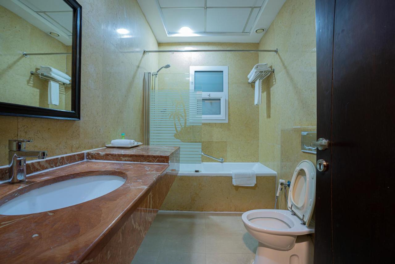 Vista City Hotel Dubai Exterior foto